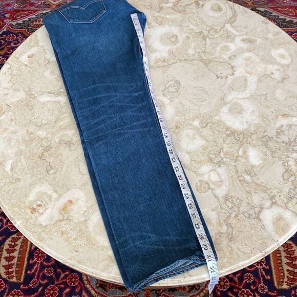 Levi’s 501 Classic Original Fit Straight Leg Button-fly Jeans - Picture 11 of 14